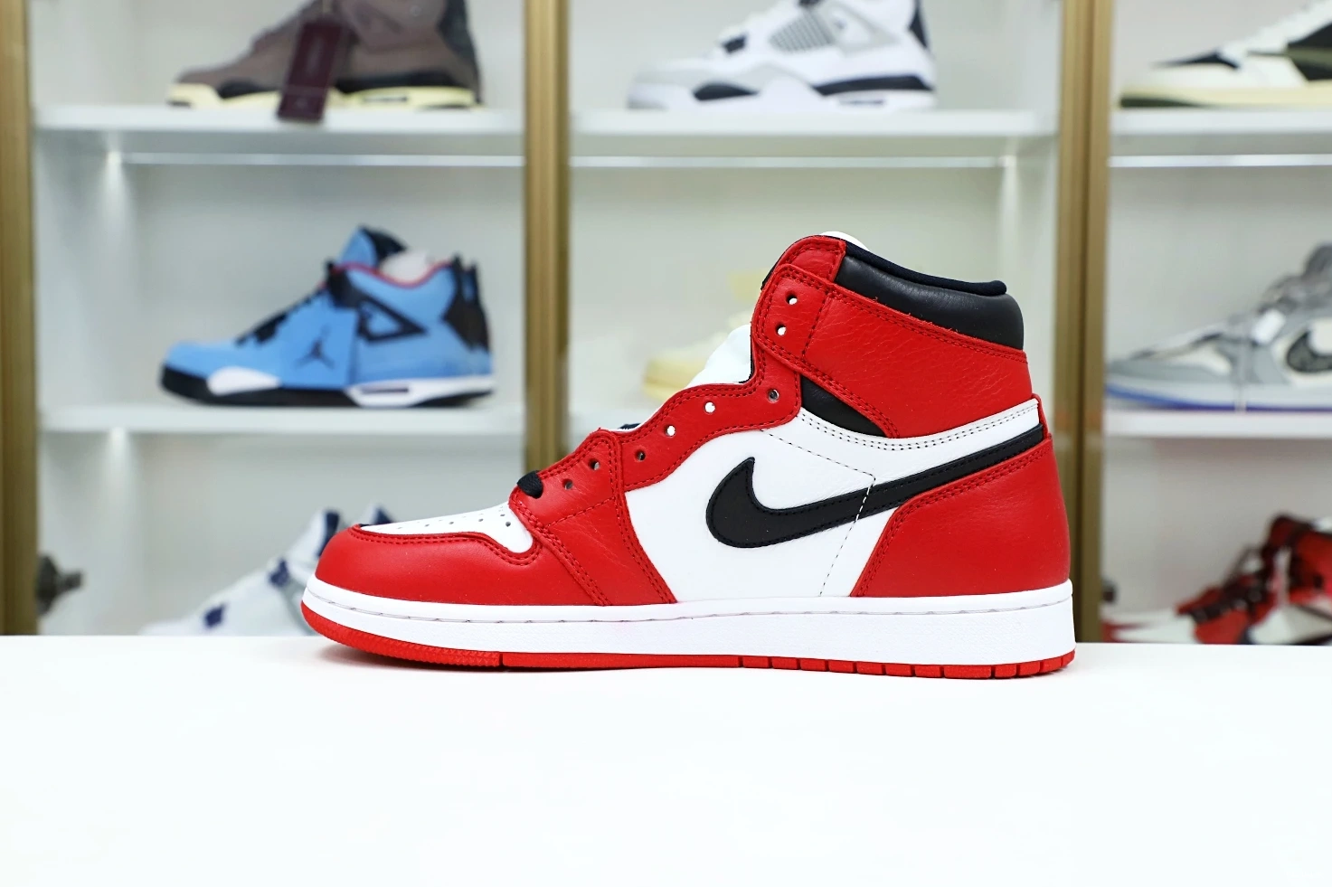 'HOMAGE NRG Kimikick HIGH RETRO OG TO 1919 JORDAN 1 AIR EXCLUSIVE CHICAGO HOME' ModernLook 0601